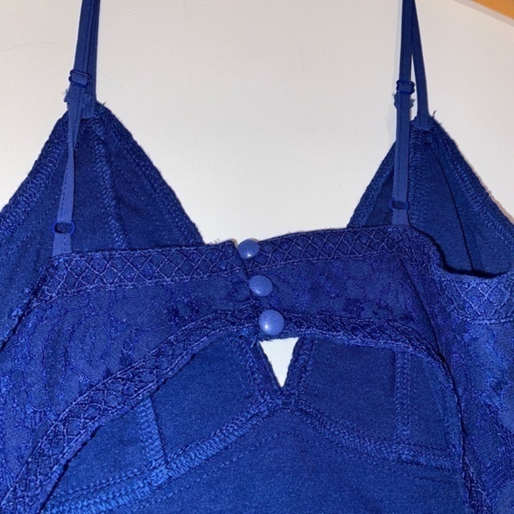 Lulu's Navy Blue Lace Midi Dress - Picture 4 of 6